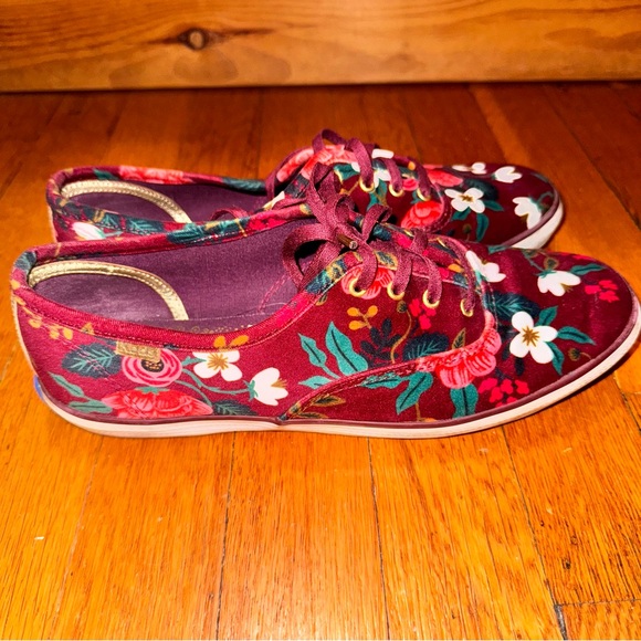Keds X Rifle Paper Co Red Velvet Floral Garden Sneakers Excellent condition - Picture 2 of 7